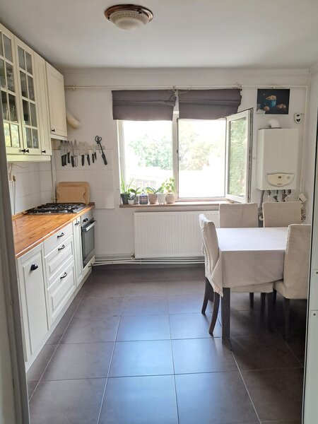 Timpuri Noi, Nerva Traian, Vitan, Unirii,